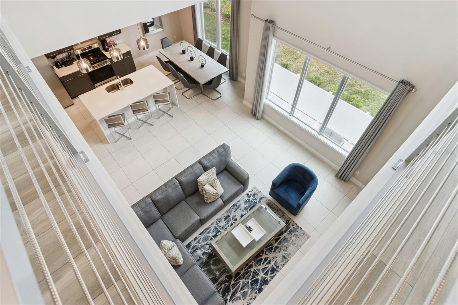 REUNION - Residential