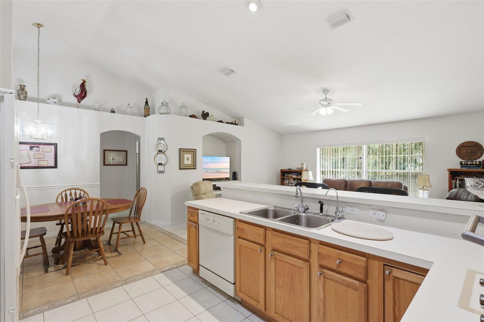 ORANGE CITY ESTATES UNIT 01 & 02 - Residential