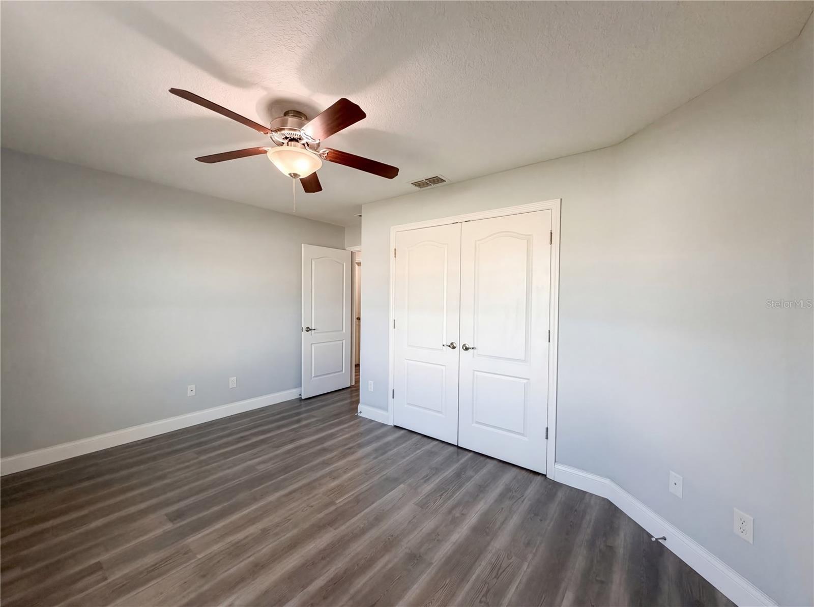 MEADOW GLENN UN 2 - Residential