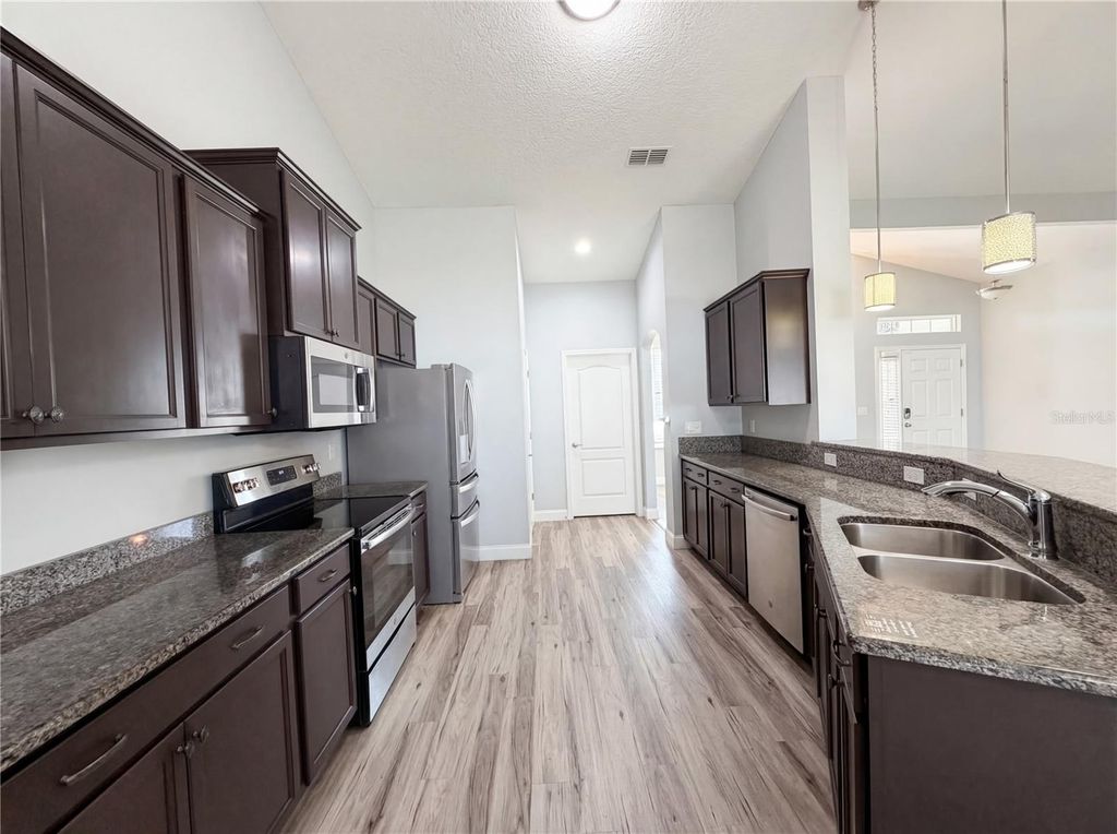 Photo of 5033 SW 97th Lane, Ocala, FL 34476 (MLS # O6392242)