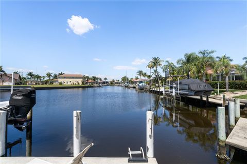 A home in PUNTA GORDA