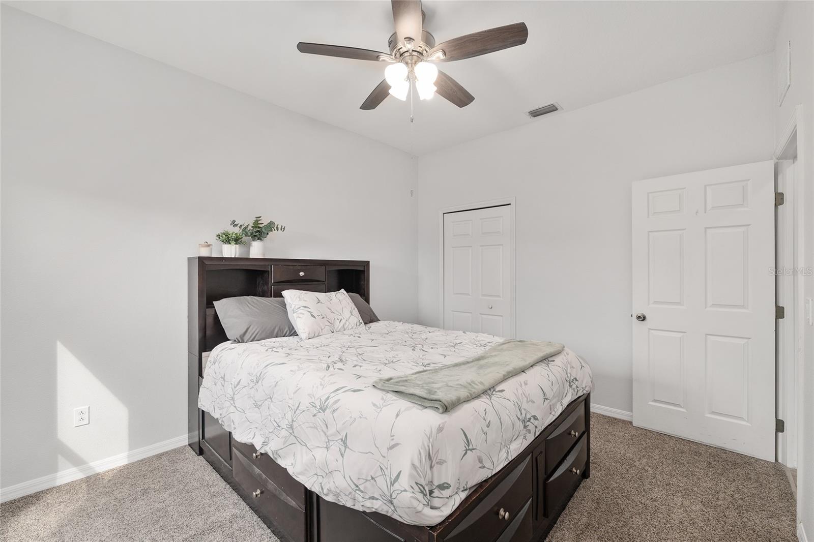 SILVER SPGS SHORES UN 32 - Residential