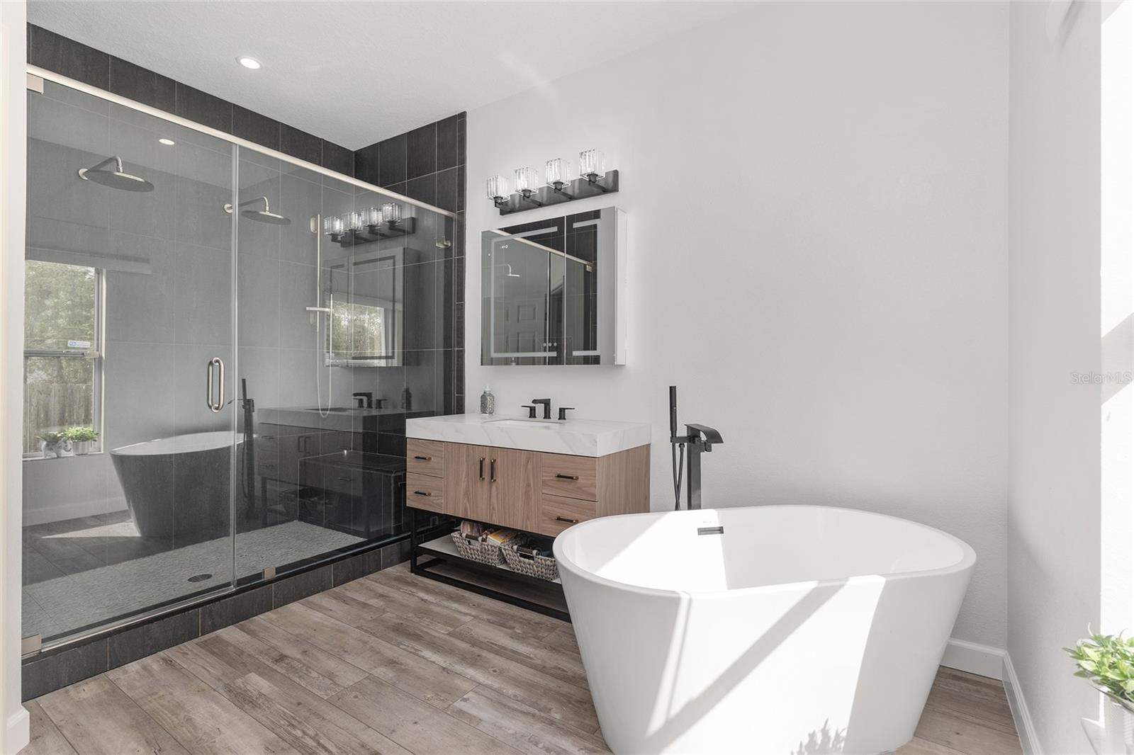 SILVER SPGS SHORES UN 32 - Residential