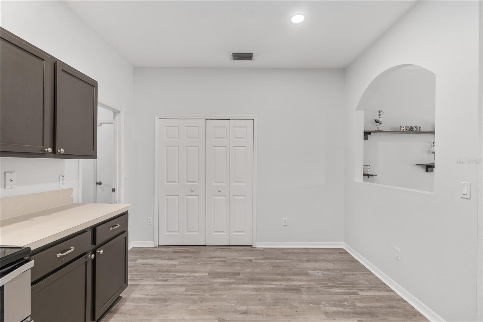 SILVER SPGS SHORES UN 32 - Residential