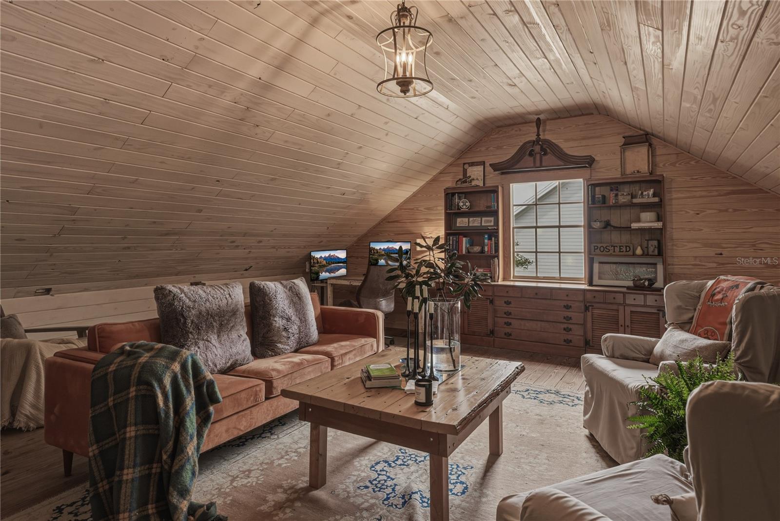 MISSION VALLEY ESTATES - Residential