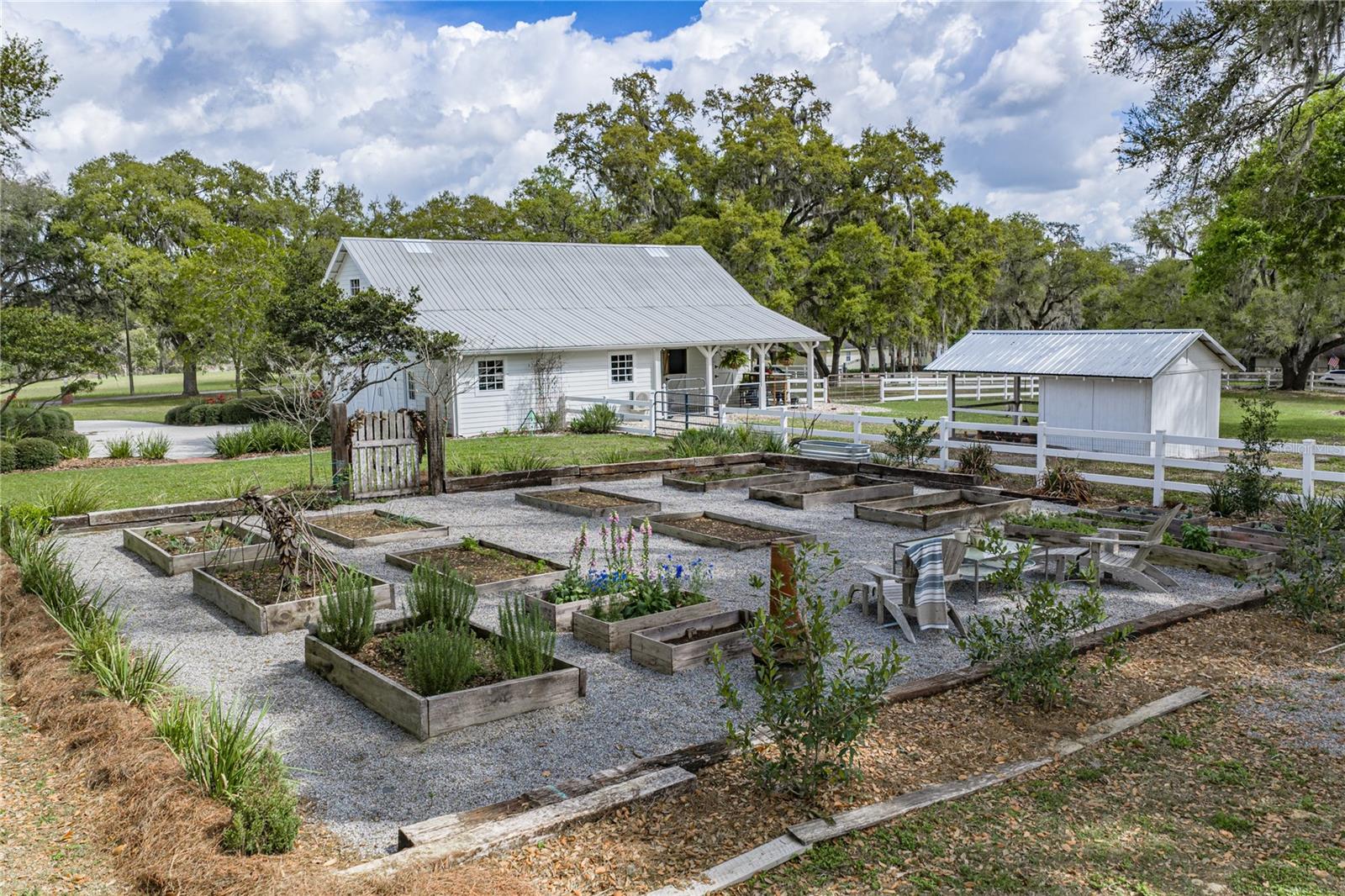 MISSION VALLEY ESTATES - Residential