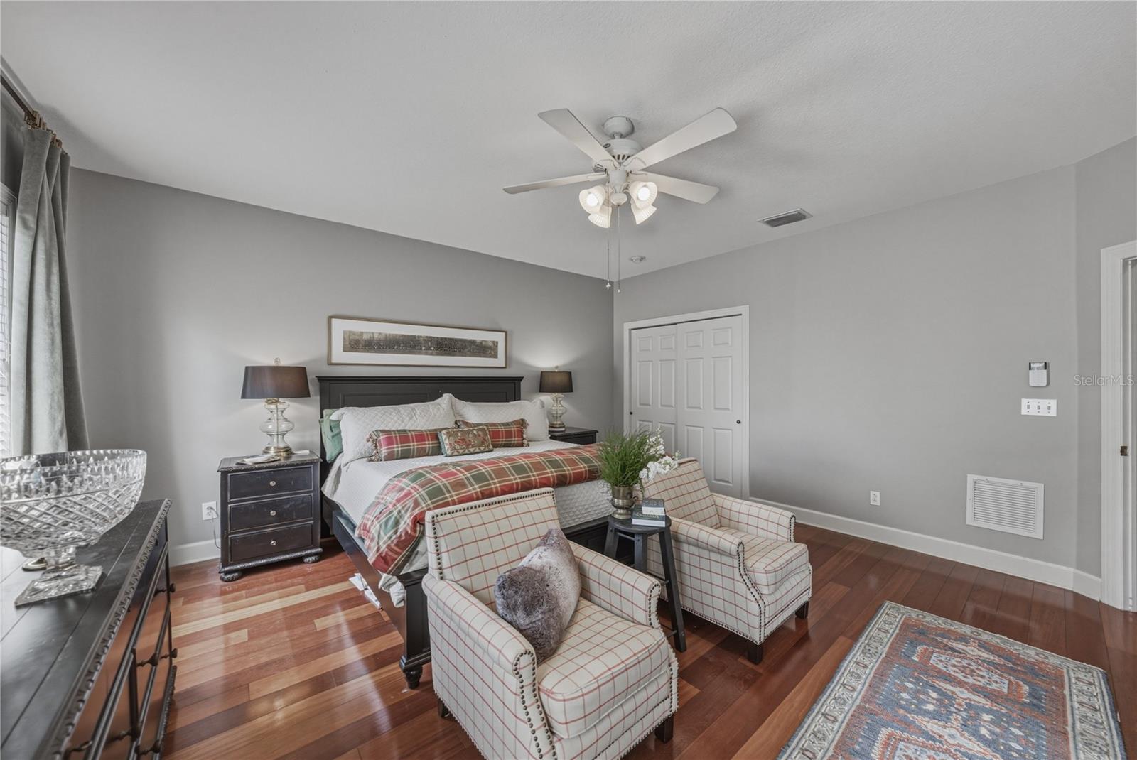 MISSION VALLEY ESTATES - Residential