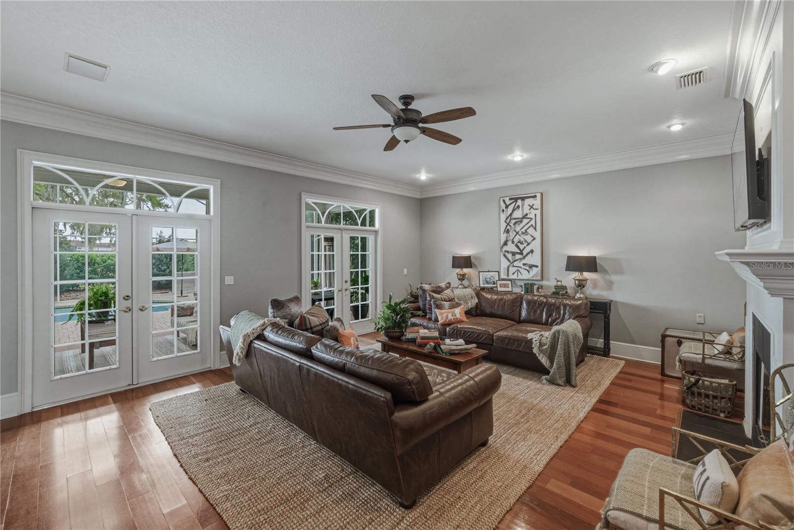 MISSION VALLEY ESTATES - Residential