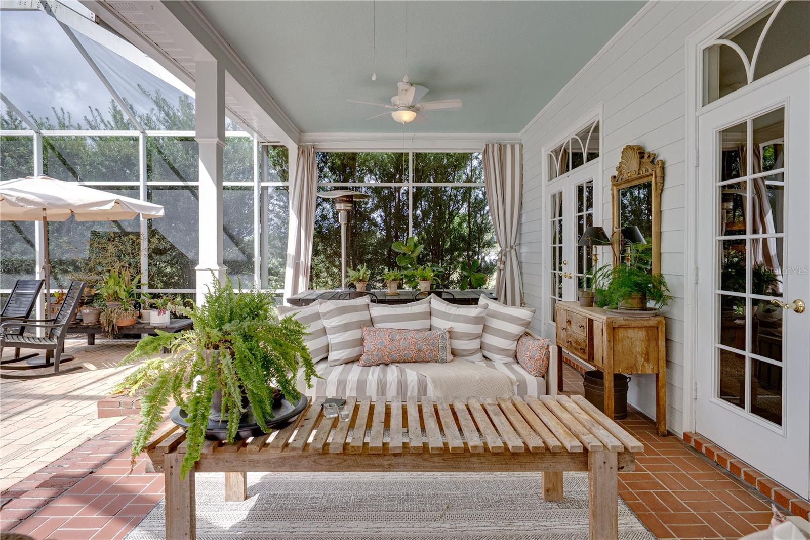 MISSION VALLEY ESTATES - Residential