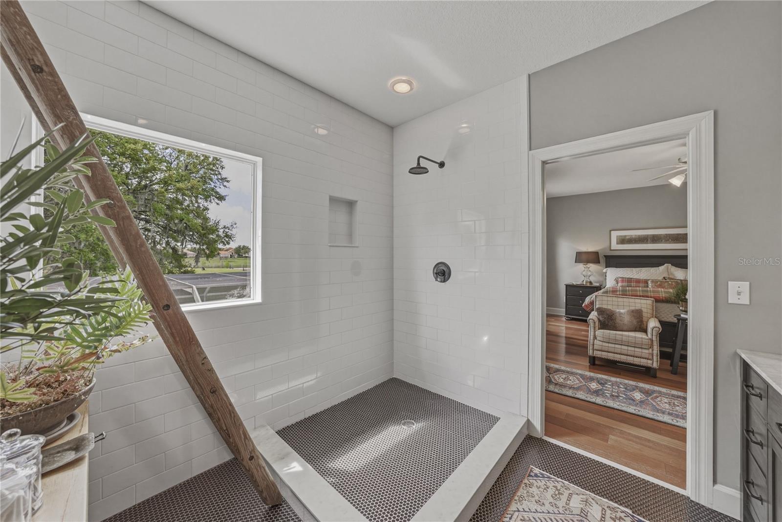 MISSION VALLEY ESTATES - Residential