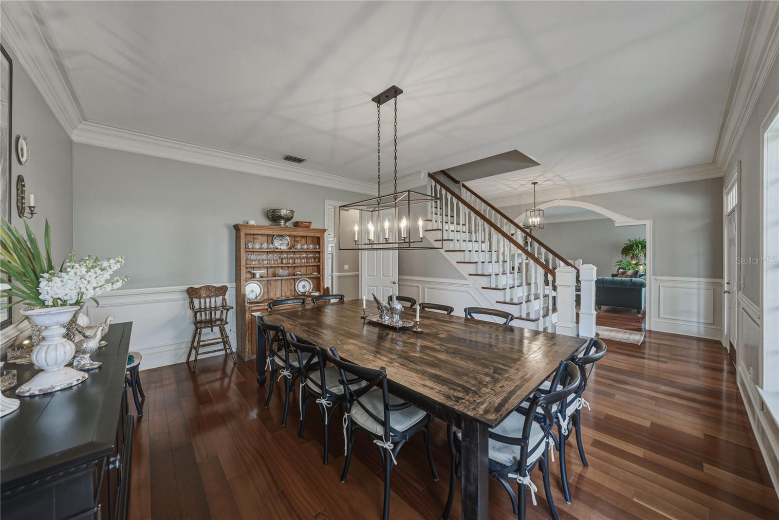 MISSION VALLEY ESTATES - Residential