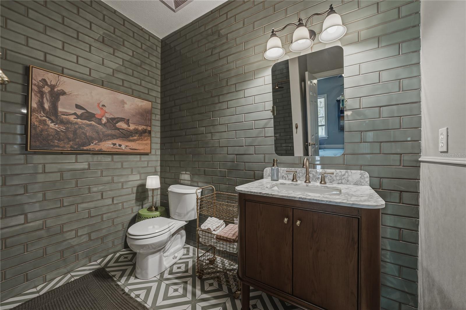 MISSION VALLEY ESTATES - Residential