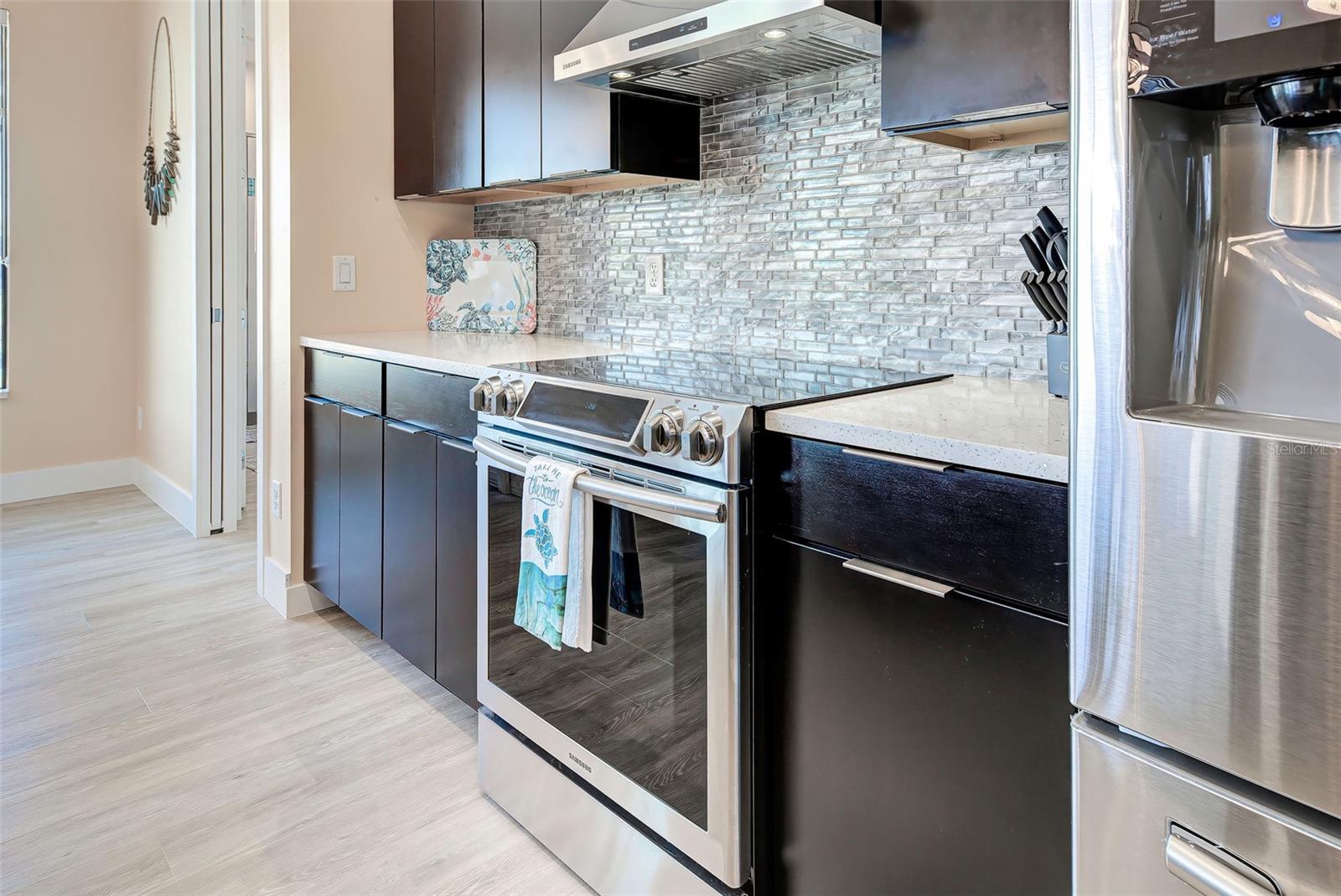 ROTONDA WEST PINE VALLEY - Residential