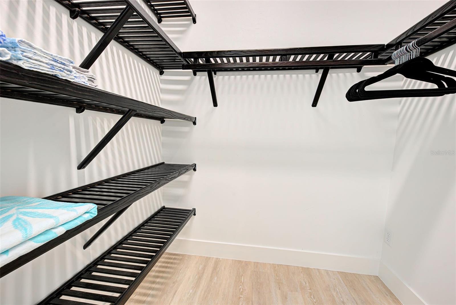 ROTONDA WEST PINE VALLEY - Residential