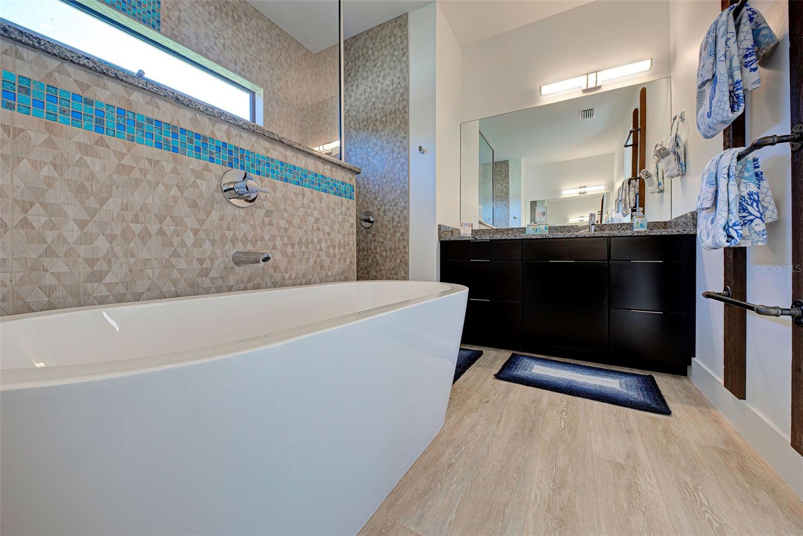 ROTONDA WEST PINE VALLEY - Residential