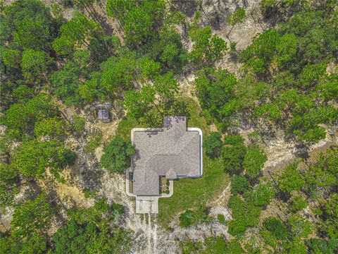 A home in DUNNELLON