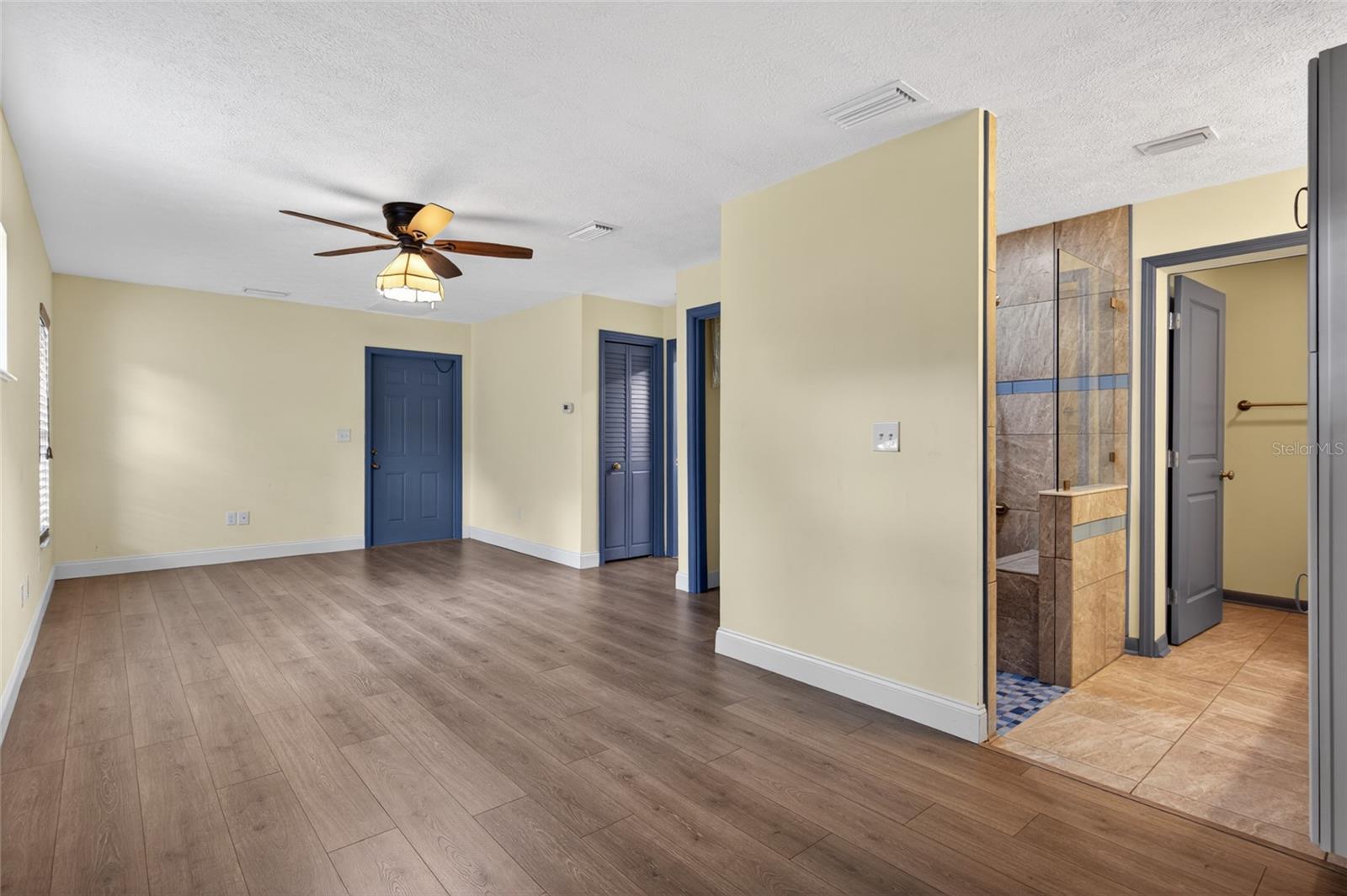 TEMPLE TERRACE RIVERSIDE SUBDI - Residential
