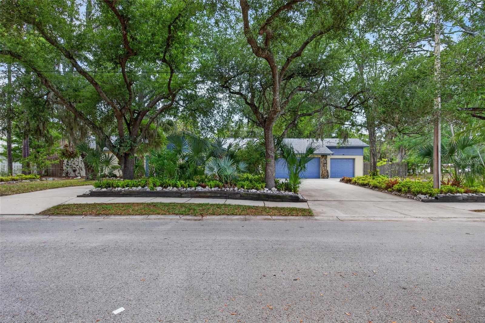 TEMPLE TERRACE RIVERSIDE SUBDI - Residential