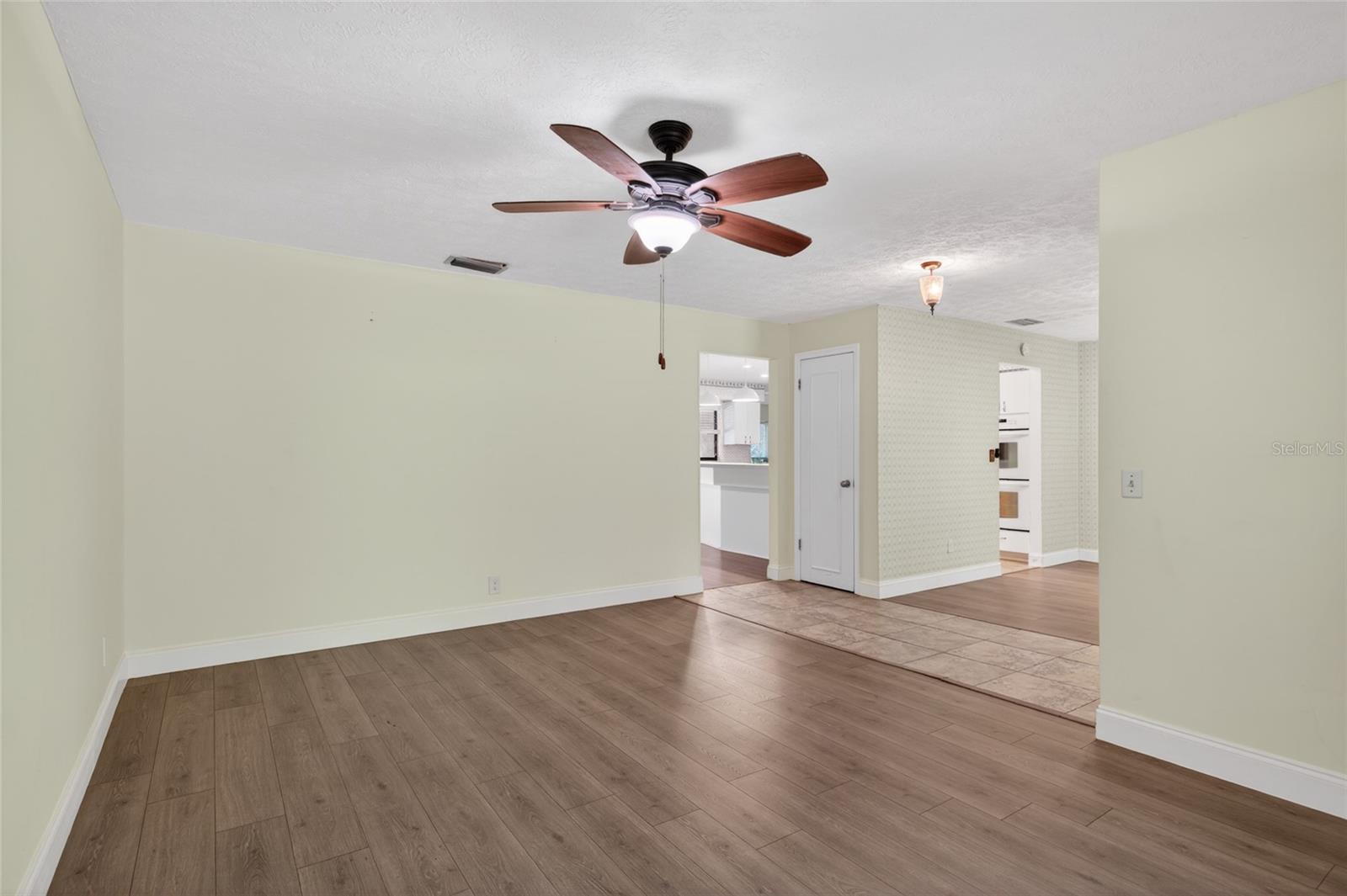 TEMPLE TERRACE RIVERSIDE SUBDI - Residential