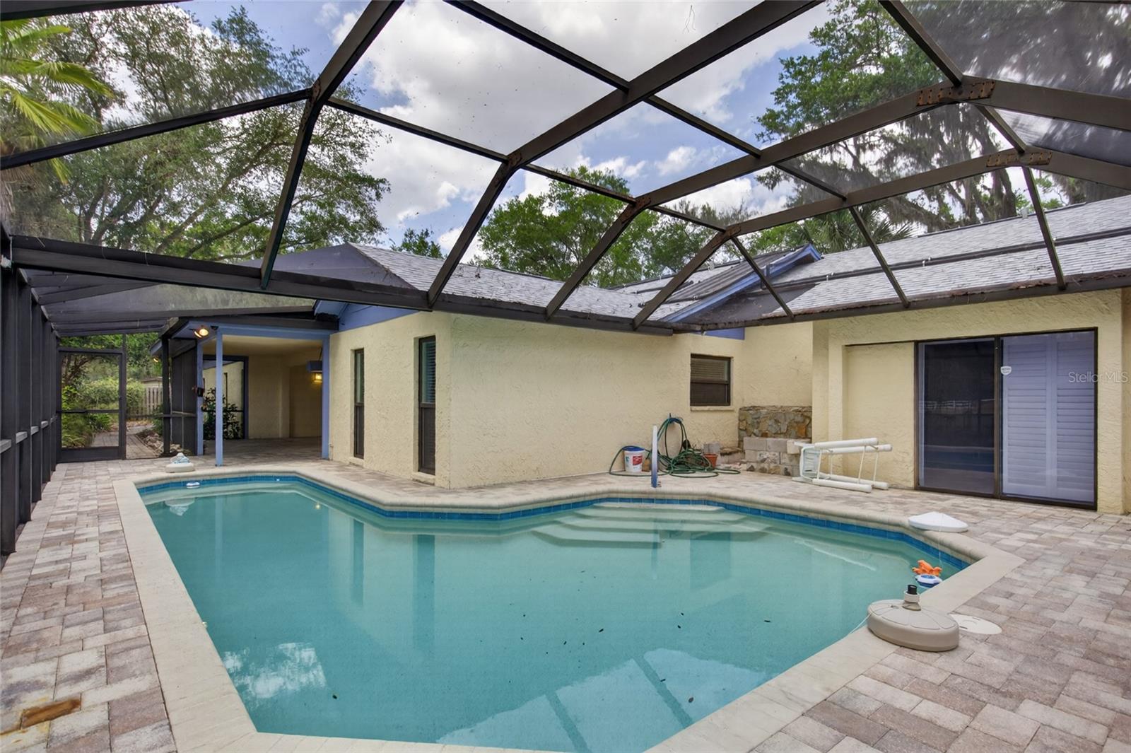TEMPLE TERRACE RIVERSIDE SUBDI - Residential