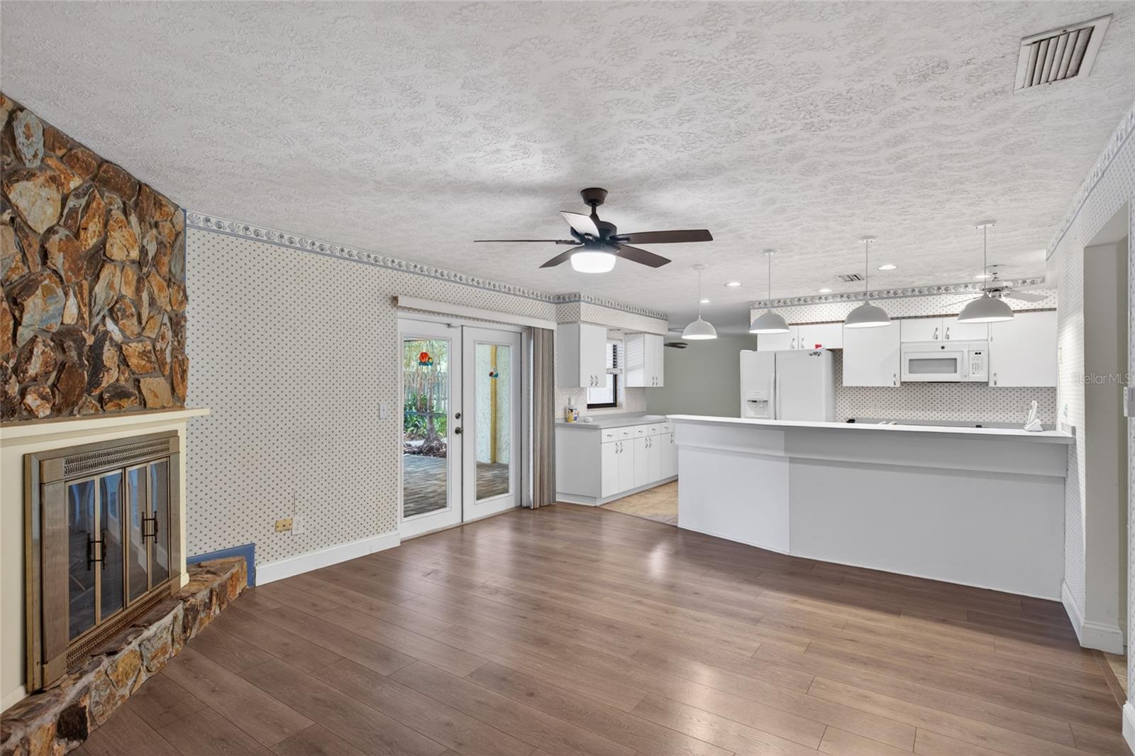 TEMPLE TERRACE RIVERSIDE SUBDI - Residential