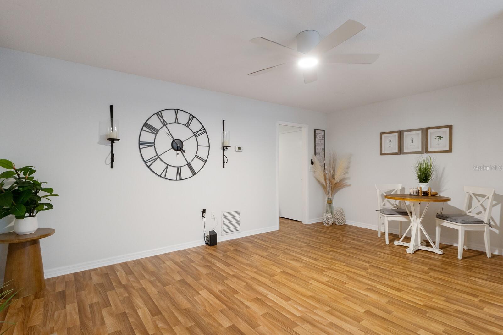 LUCAYA COUNTRY CLUB VILLAGE - Residential