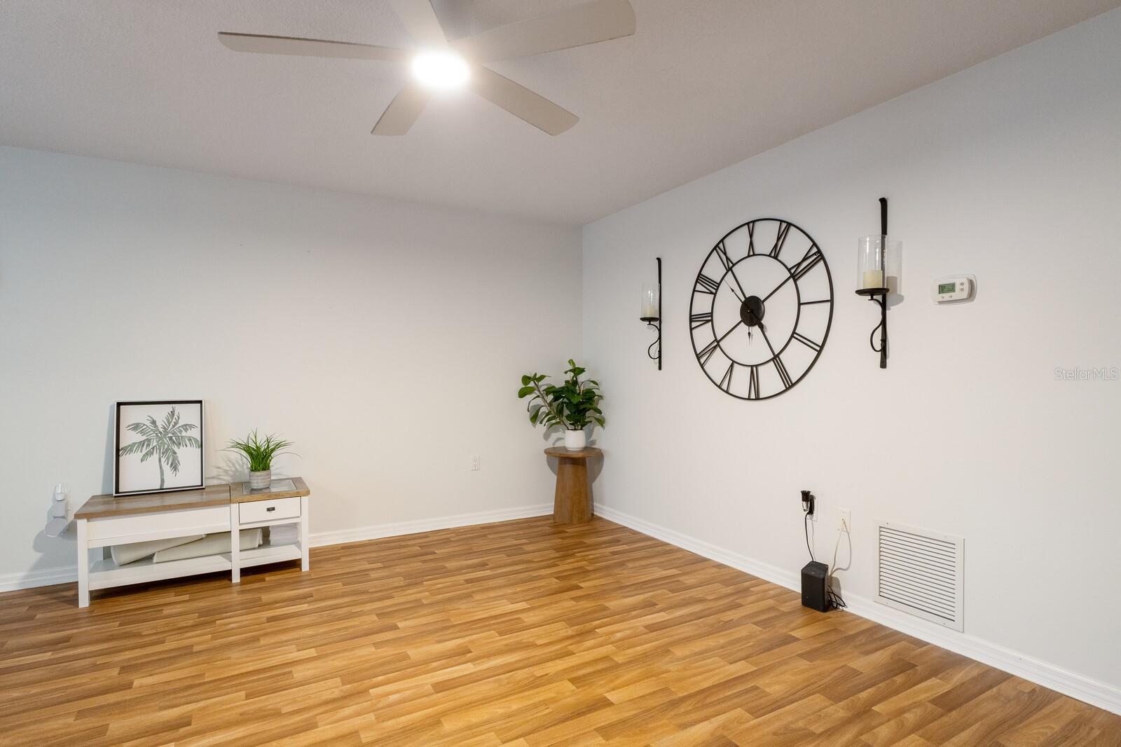 LUCAYA COUNTRY CLUB VILLAGE - Residential