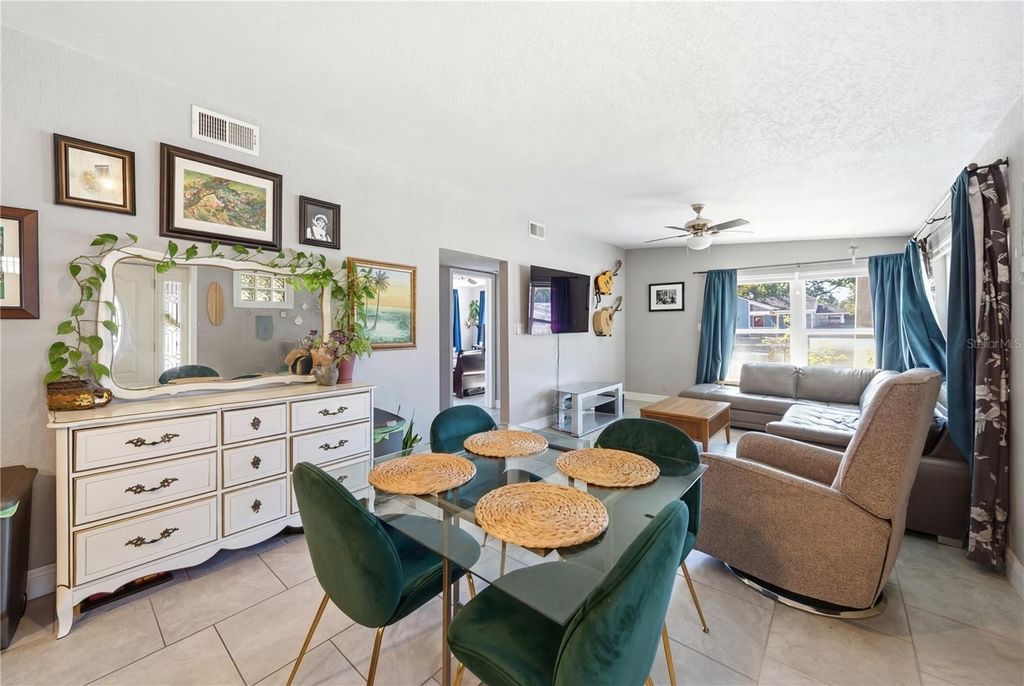 Photo of 29 E Princeton Street, Orlando, FL 32804 (MLS # O6381827)