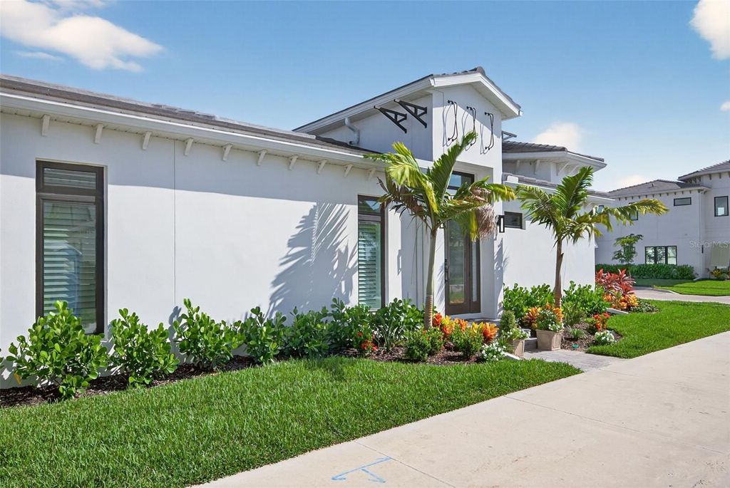 Photo of 6413 Pigeon Plum Way, Bradenton, FL 34210 (MLS # A4663905)