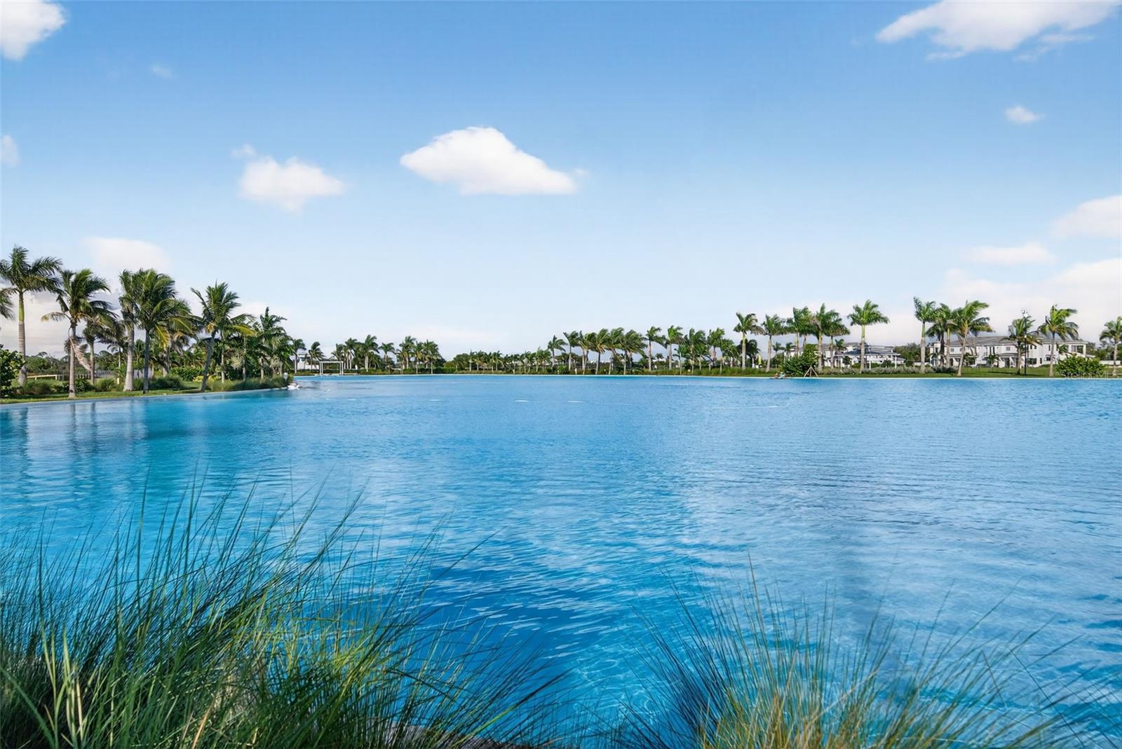 AQUA LAGOON - Residential