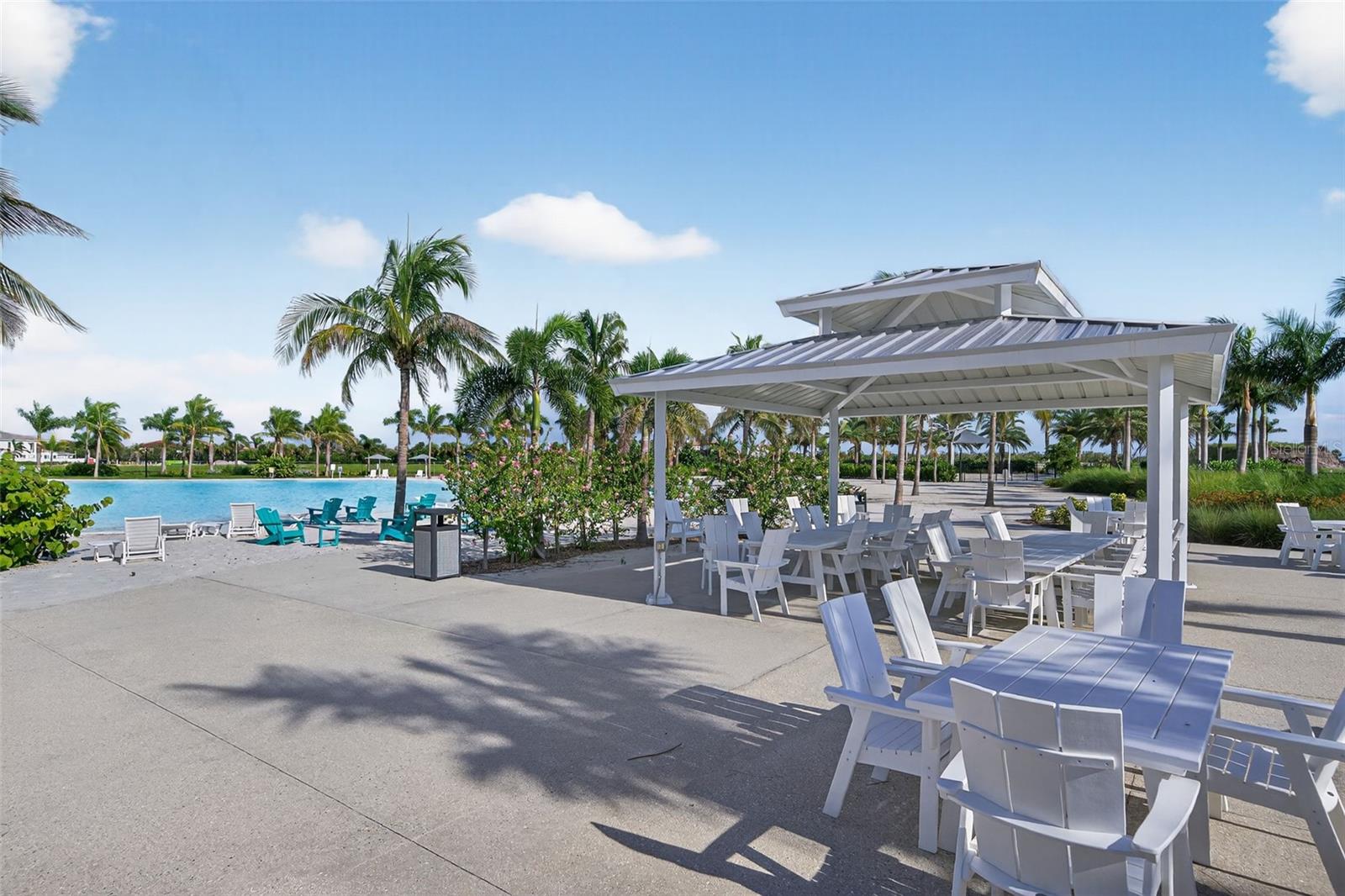 AQUA LAGOON - Residential
