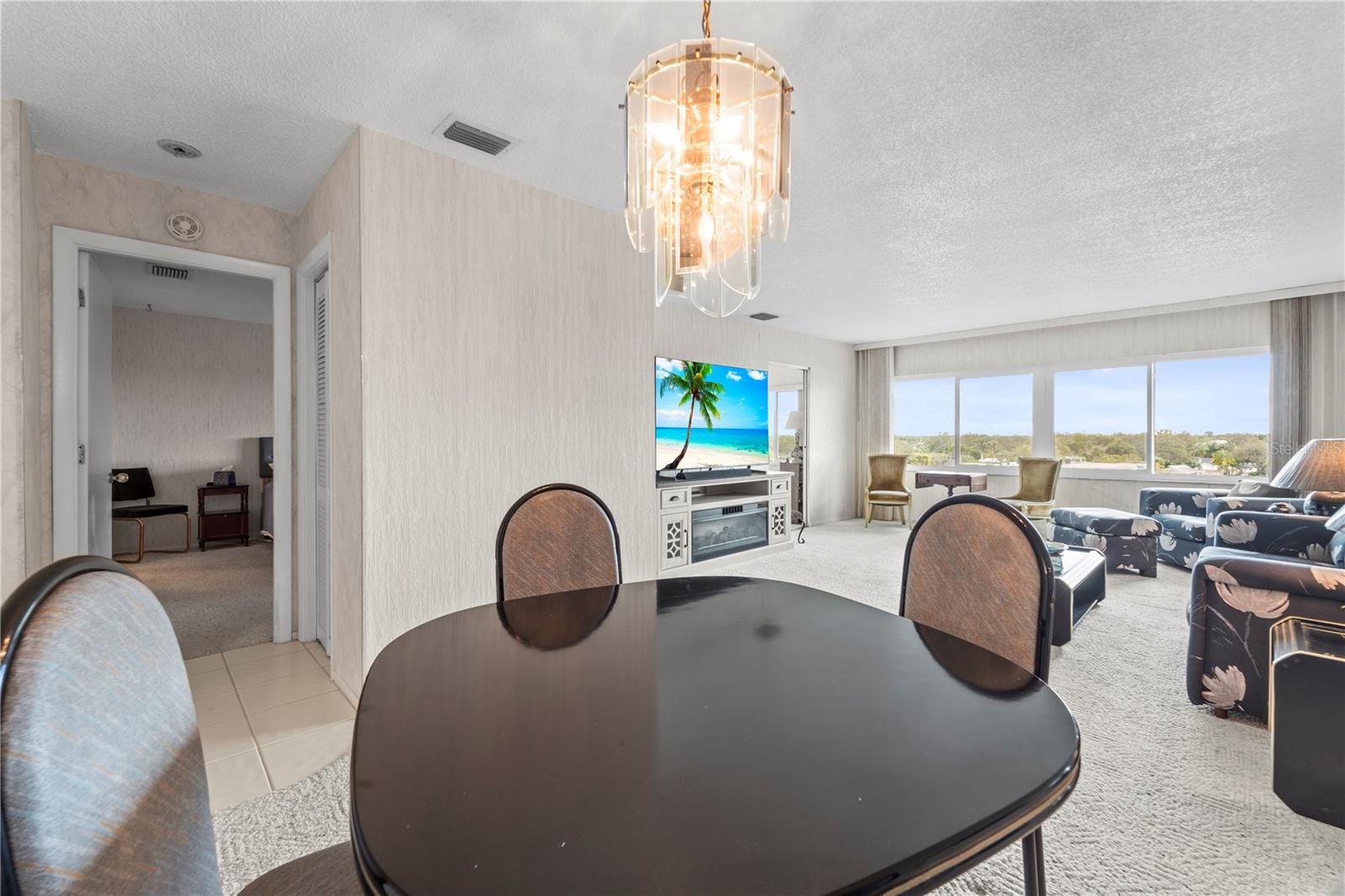 HARBOUR CLUB CONDO 2 - Residential