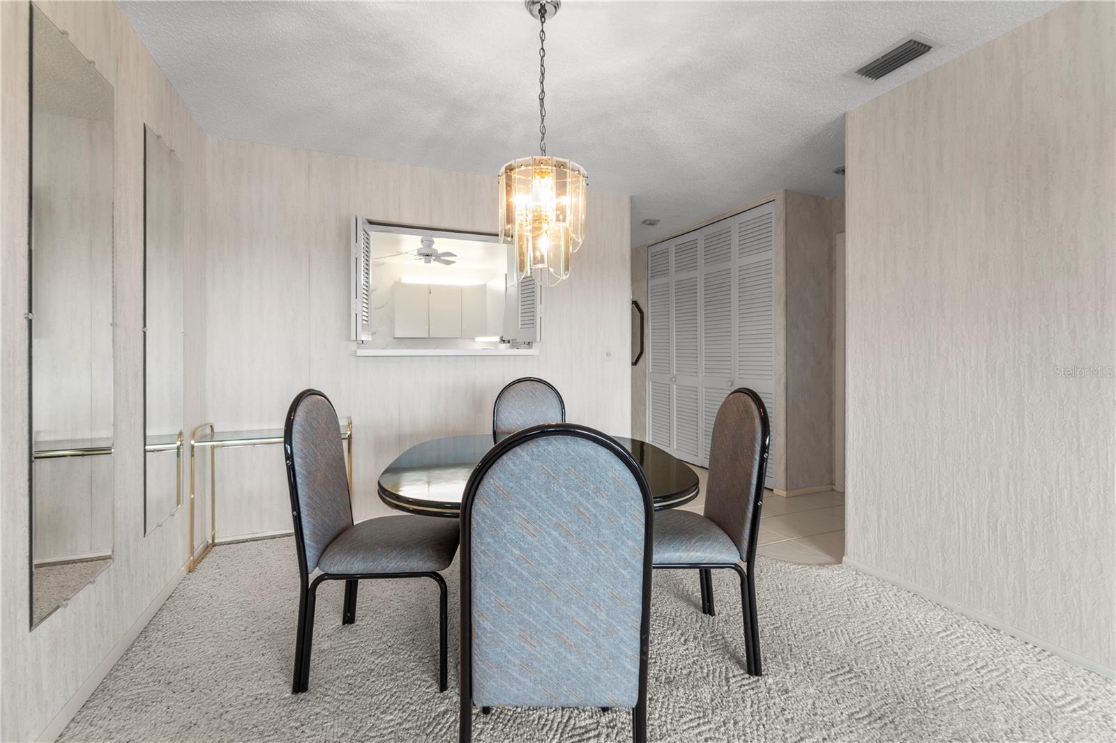 HARBOUR CLUB CONDO 2 - Residential