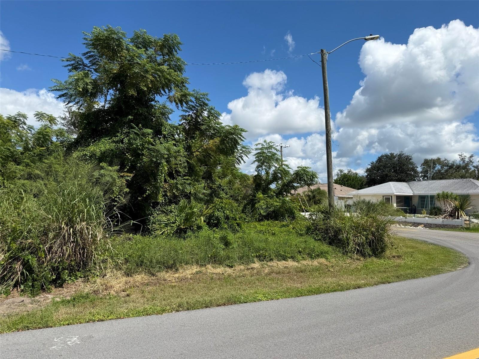RAINBOW ROAD, VENICE, FL, 34293 3 RAINBOW ROAD
