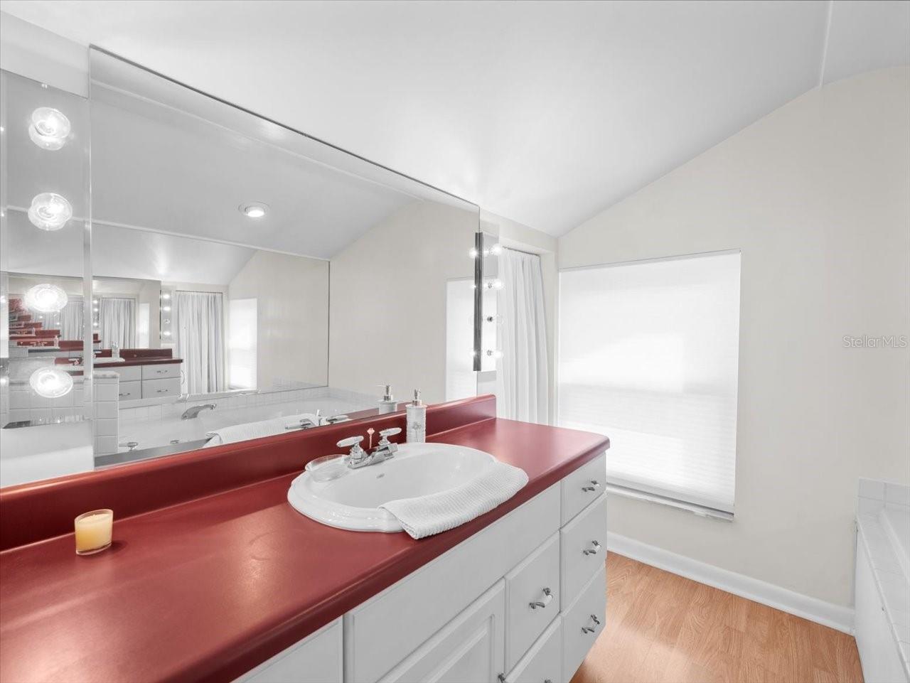 NORTHDALE SEC A UNIT 4 - Residential