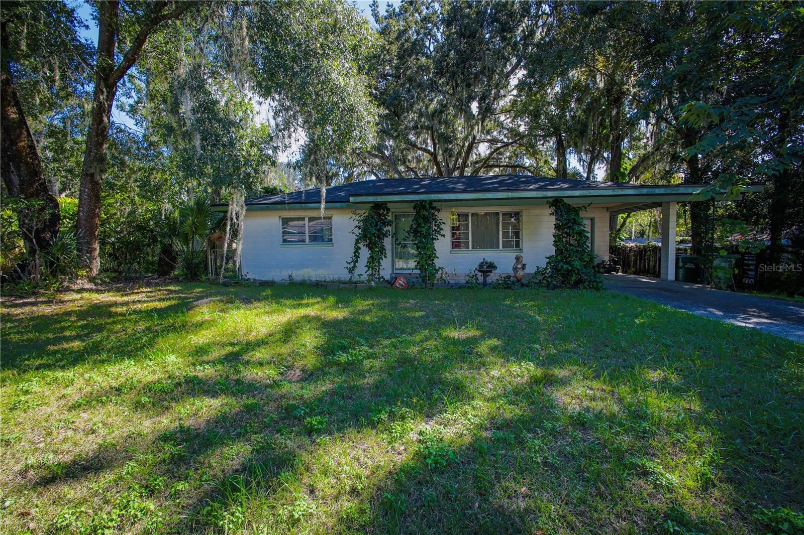 LEESBURG INDIAN OAKS - Residential