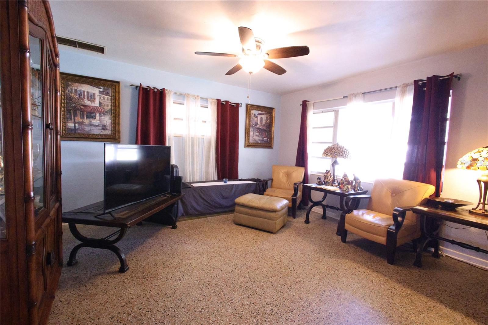 2507 TECUMSEH AVENUE