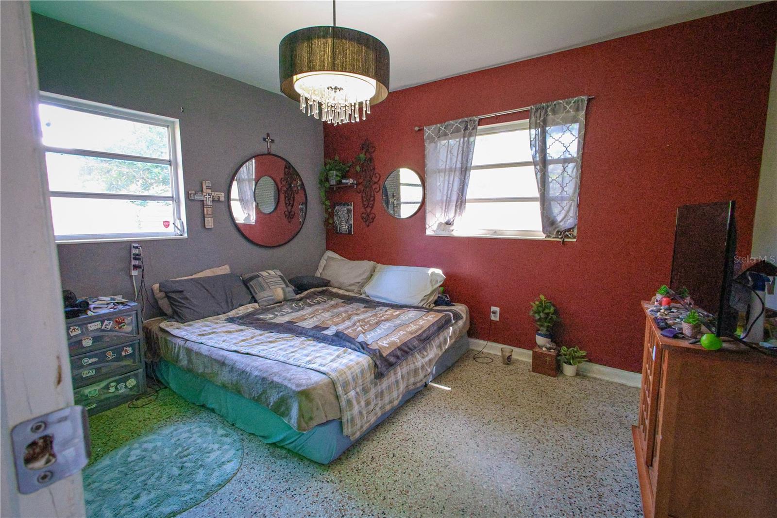 2507 TECUMSEH AVENUE