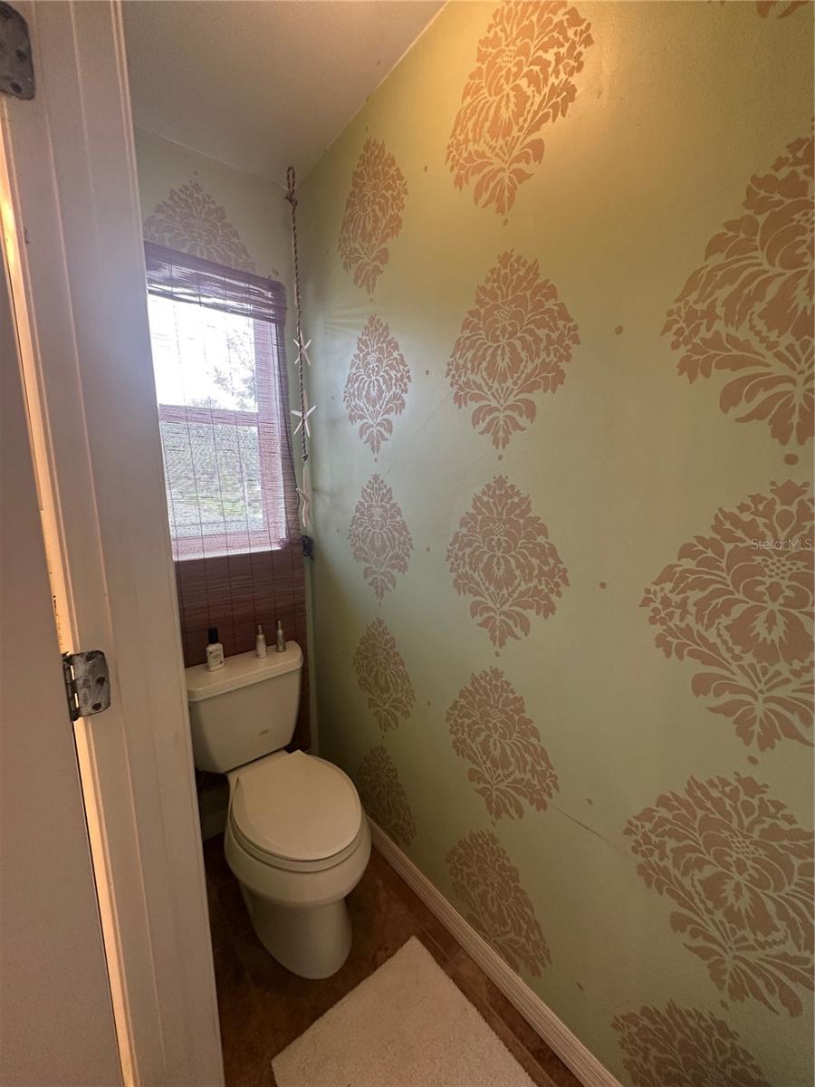 CREEKSIDE - Residential