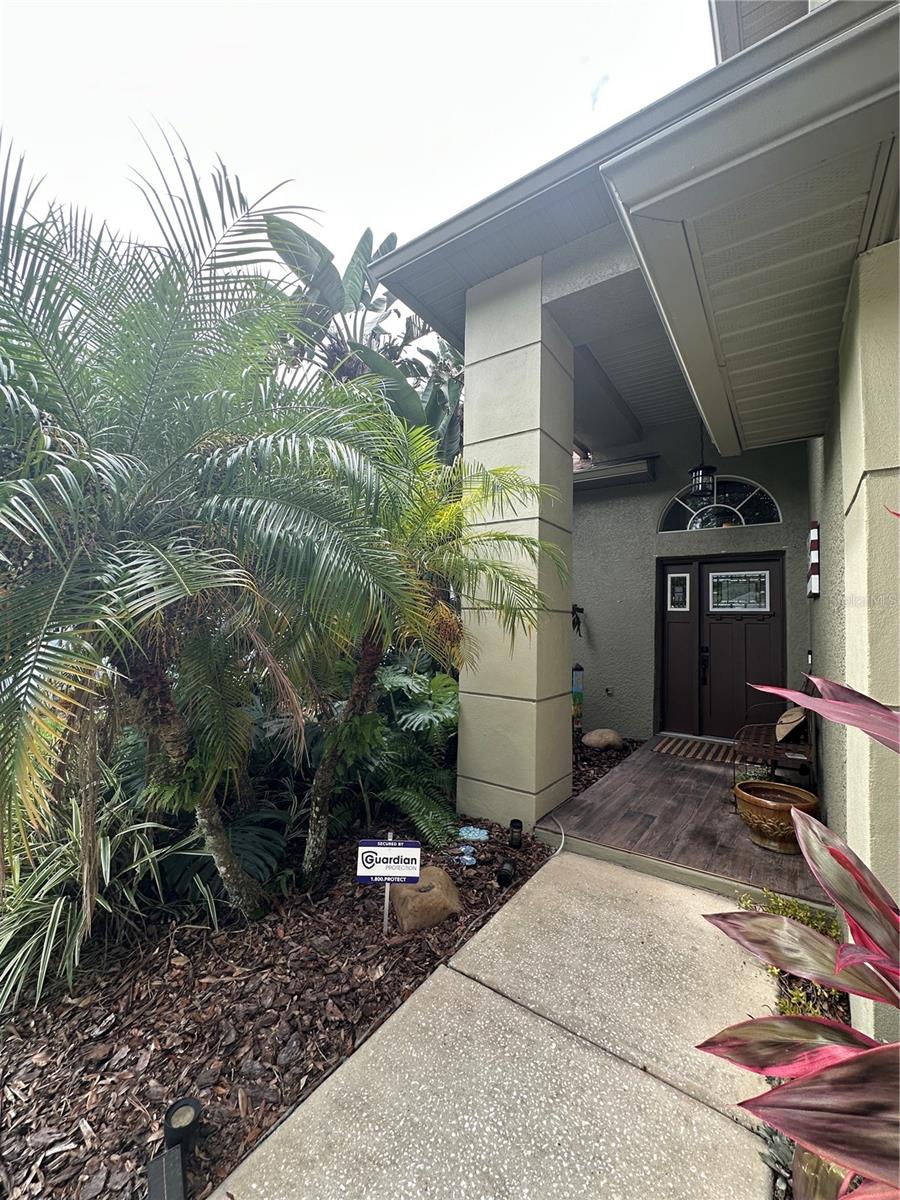 1654 BAYHILL DRIVE