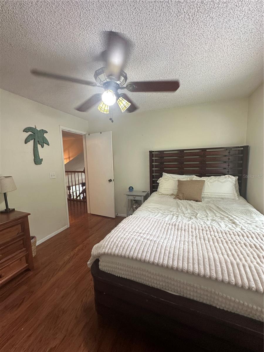 CREEKSIDE - Residential