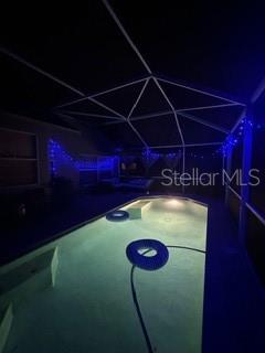 CREEKSIDE - Residential