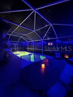 CREEKSIDE - Residential