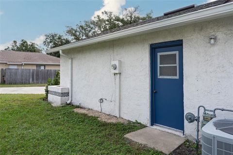 A home in LONGWOOD