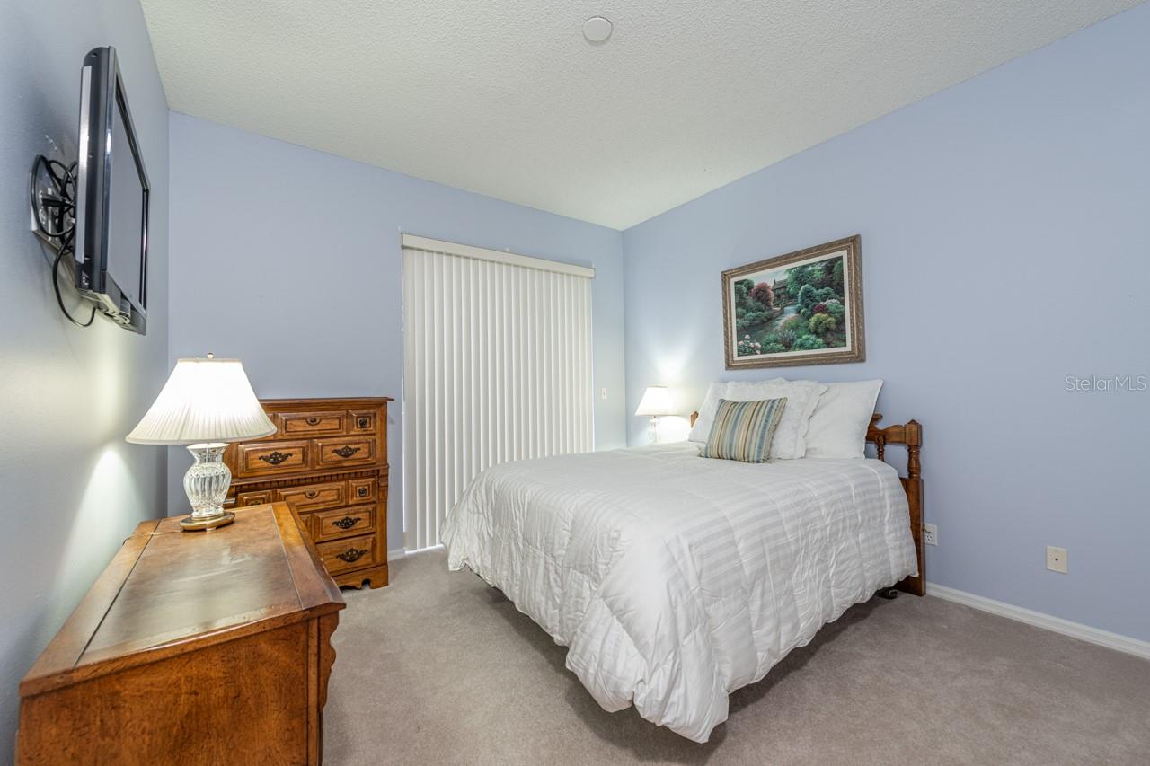 RIVER HILLS COUNTRY CLUB PH - Residential
