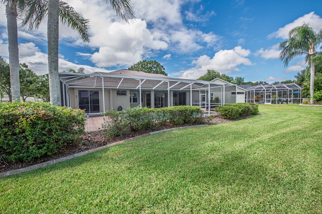 RIVER HILLS COUNTRY CLUB PH - Residential