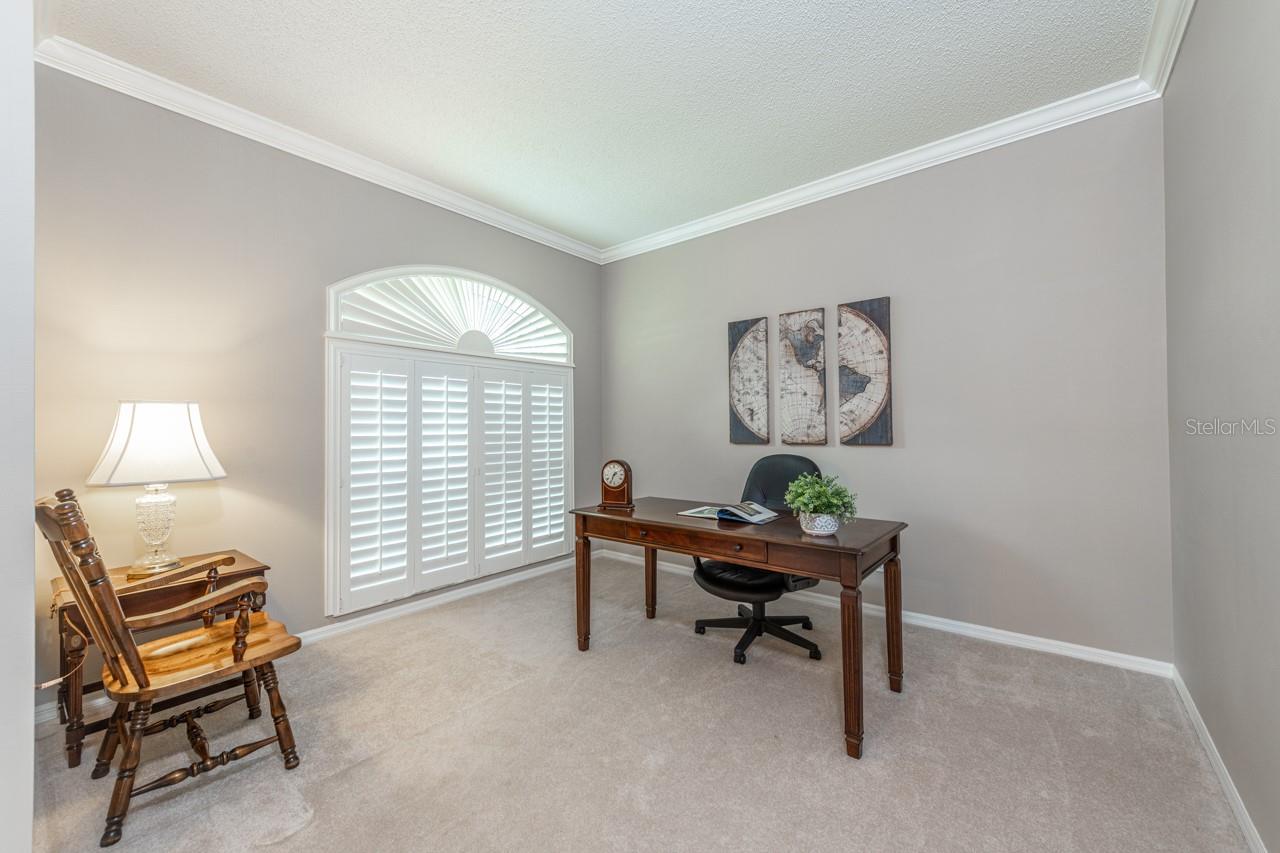 RIVER HILLS COUNTRY CLUB PH - Residential