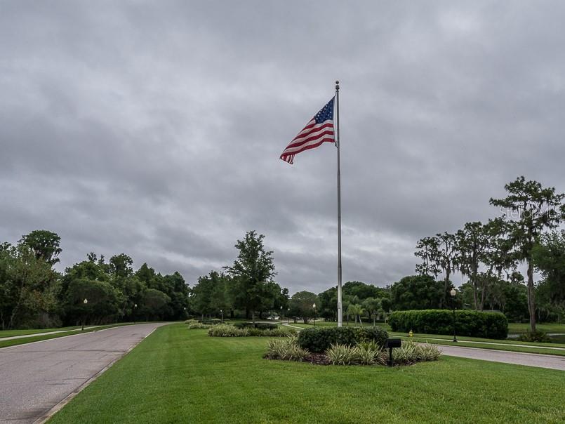 RIVER HILLS COUNTRY CLUB PH - Residential