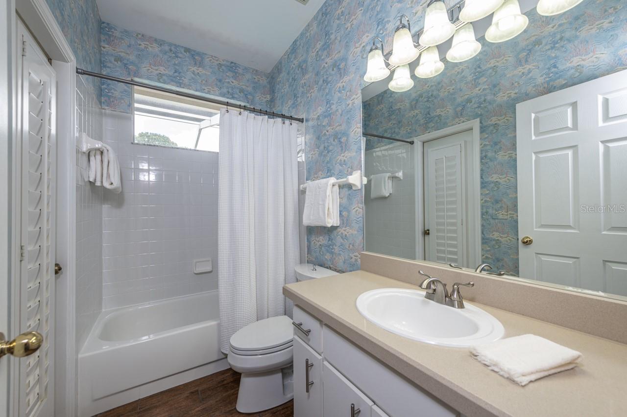 RIVER HILLS COUNTRY CLUB PH - Residential
