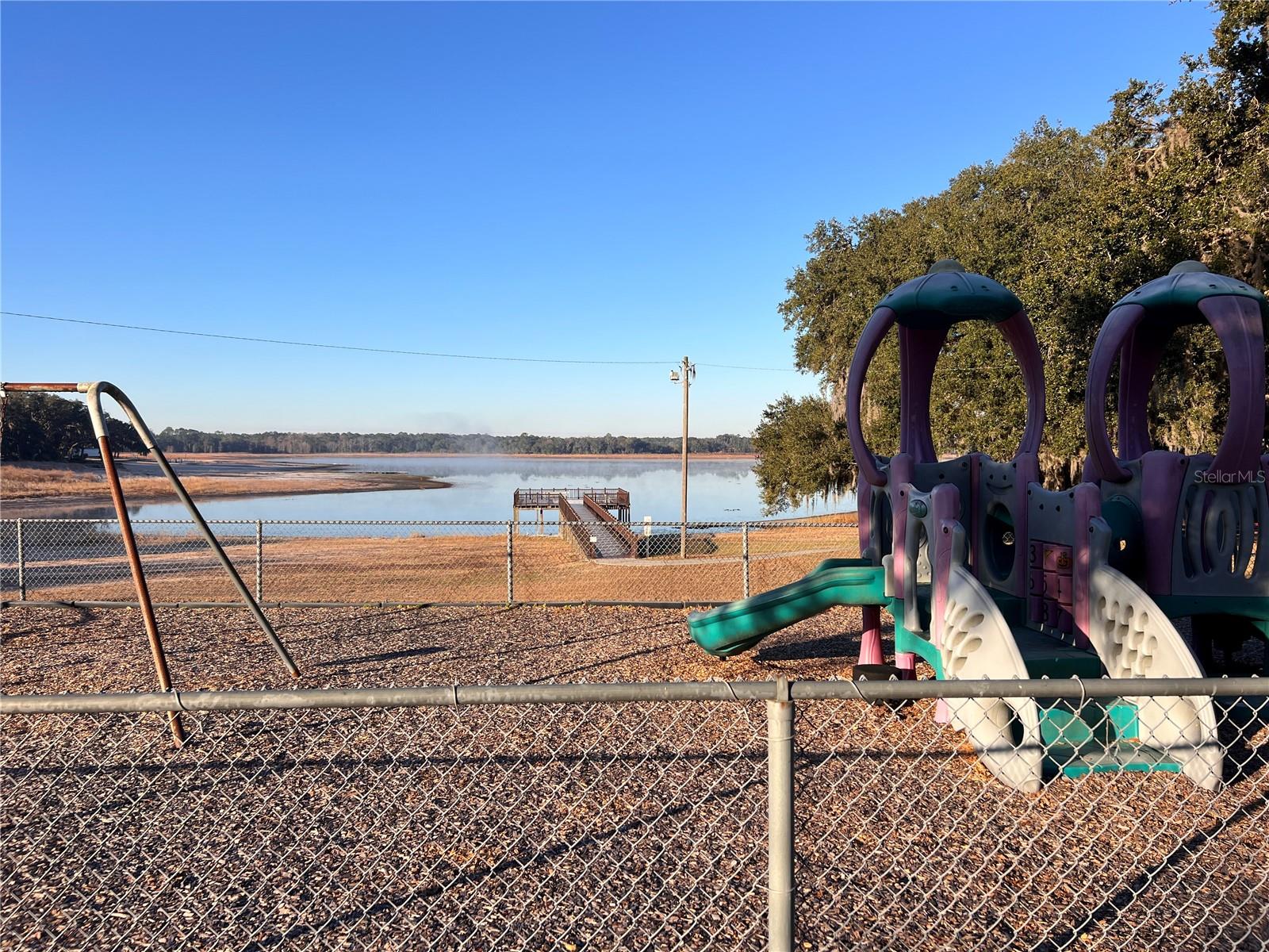 RAINBOW LAKES ESTATE - Land